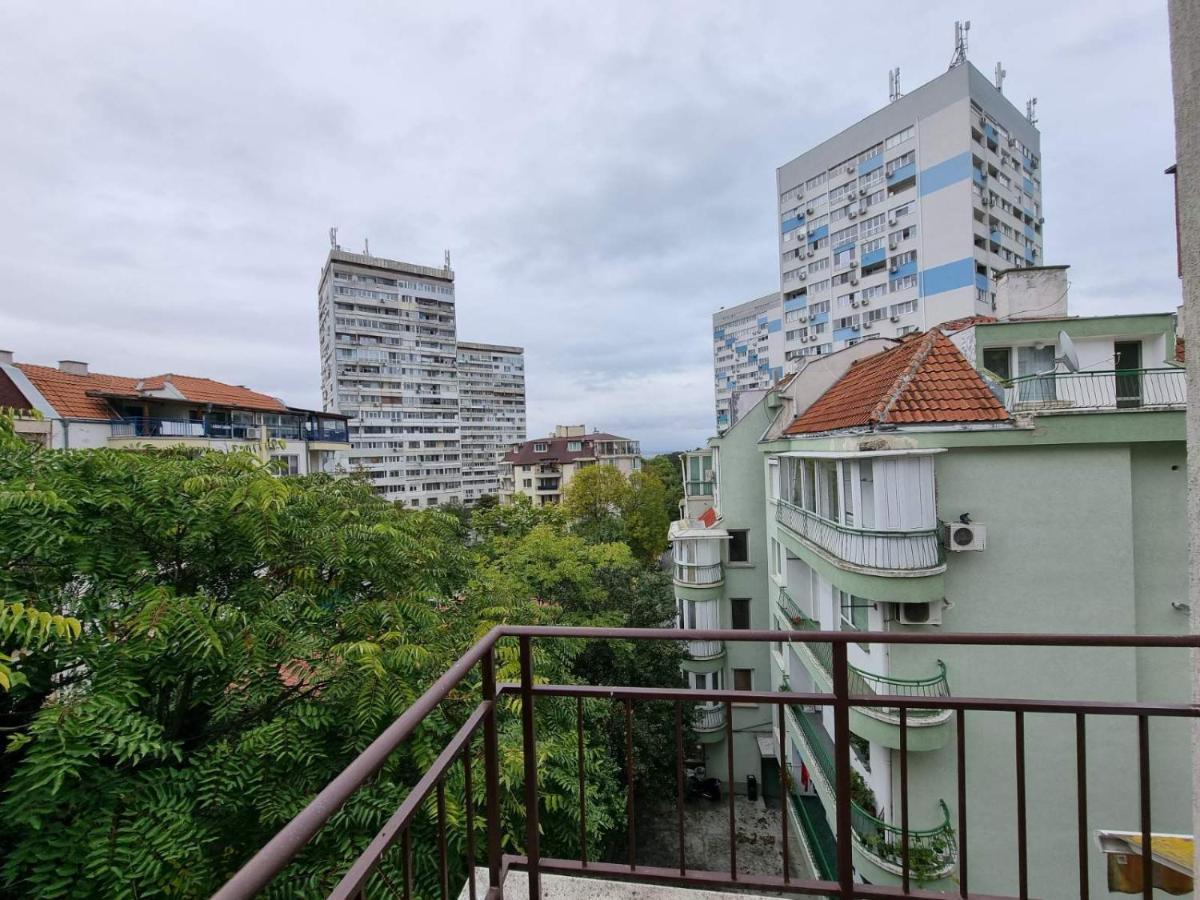 Flora - Beautiful *New* Apartment To The Beach 布尔加斯 外观 照片